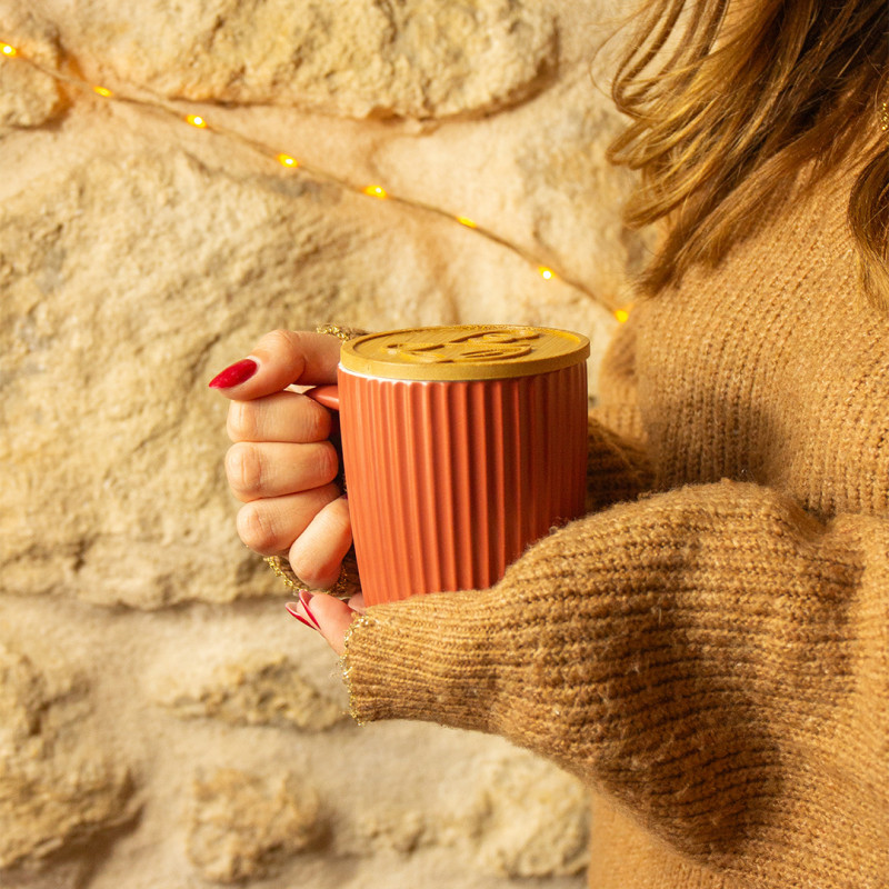 Mug à thé en céramique couleur terracotta